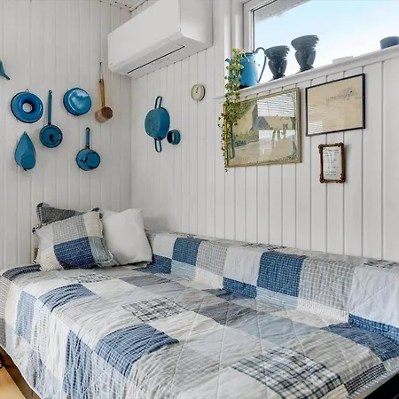 Дом отдыха Hs010-henne-hjelmevej-7 *