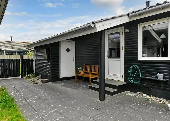 Hs010-henne-hjelmevej-7